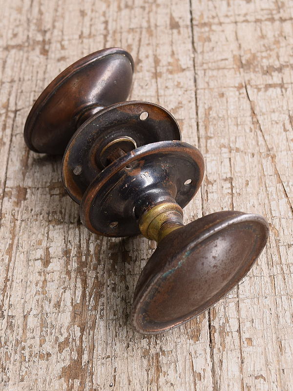 イギリス アンティーク 真鍮製 ドアノブ 建具金物 握り玉 12733
