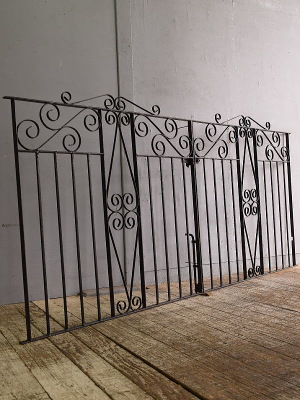 イギリス アンティーク アイアンフェンス ゲート柵 ガーデニング 12872