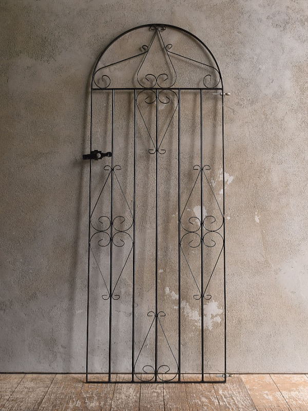 イギリスアンティーク アイアンフェンス ゲート柵 ガーデニング 13102