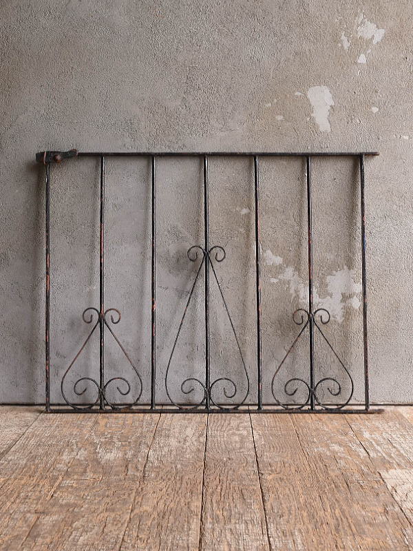 イギリスアンティーク アイアンフェンス ゲート柵 ガーデニング 13116