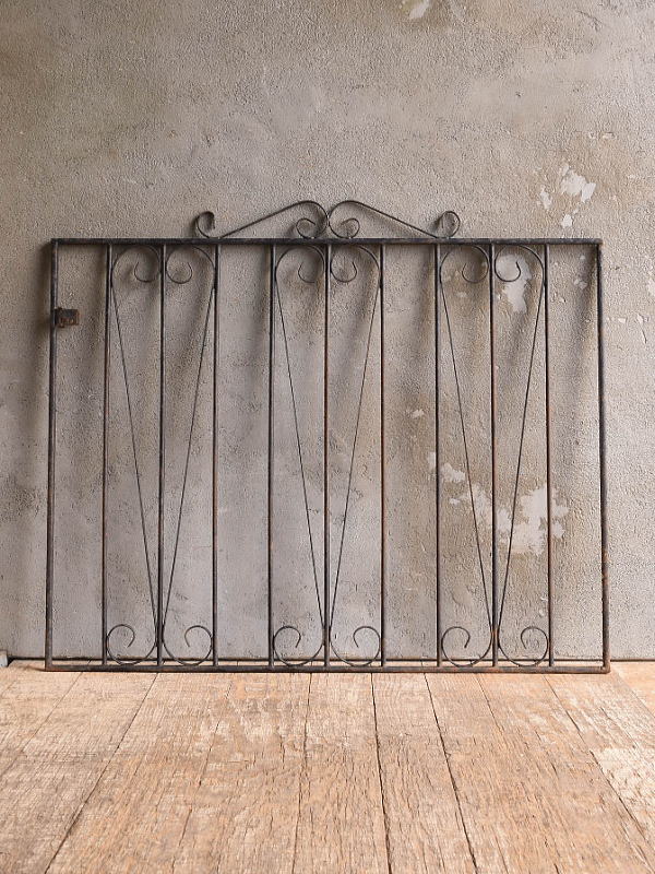 イギリスアンティーク アイアンフェンス ゲート柵 ガーデニング 13261