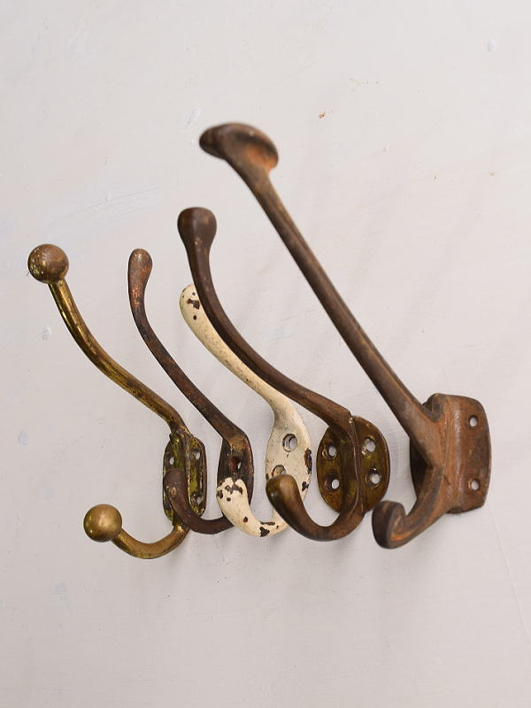 イギリス アンティーク　真鍮製コートフック×5　13314