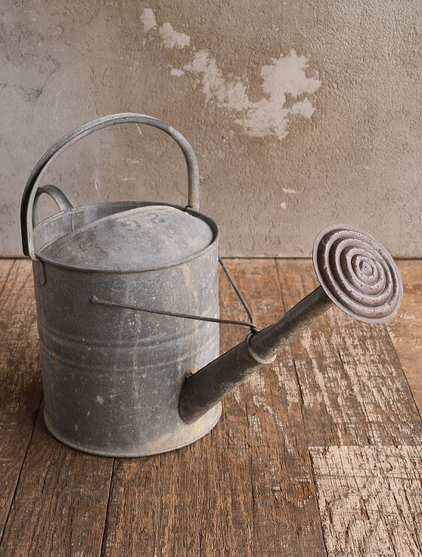 イギリス アンティーク ブリキ製 ジョウロ ガーデニング 13320