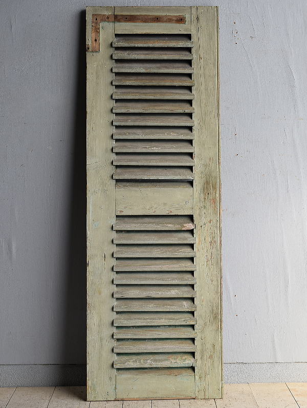ハンガリー製 アンティーク 木製ルーバー雨戸 ディスプレイ 建具 13347