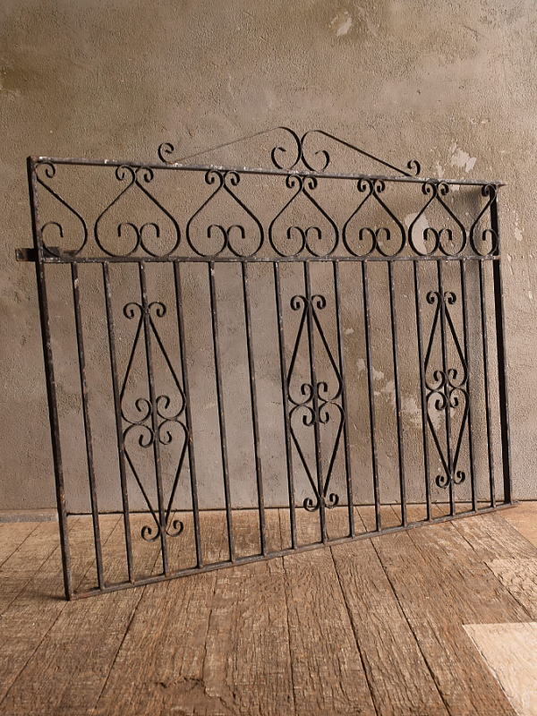 イギリスアンティーク アイアンフェンス ゲート柵 ガーデニング 13429