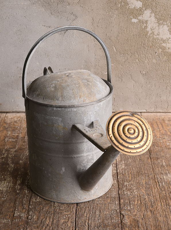 イギリス アンティーク ブリキ製 ジョウロ ガーデニング 13581