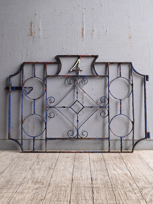 イギリスアンティーク アイアンフェンス ゲート柵 ガーデニング 10186 