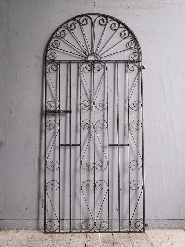 イギリスアンティーク アイアンフェンス ゲート柵 ガーデニング 10500