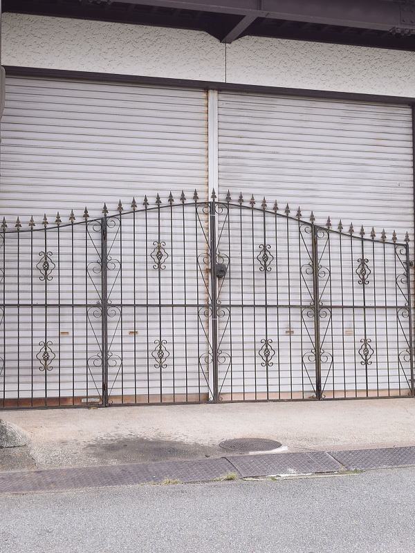 イギリスアンティーク アイアンフェンス ゲート柵 ガーデニング 11201