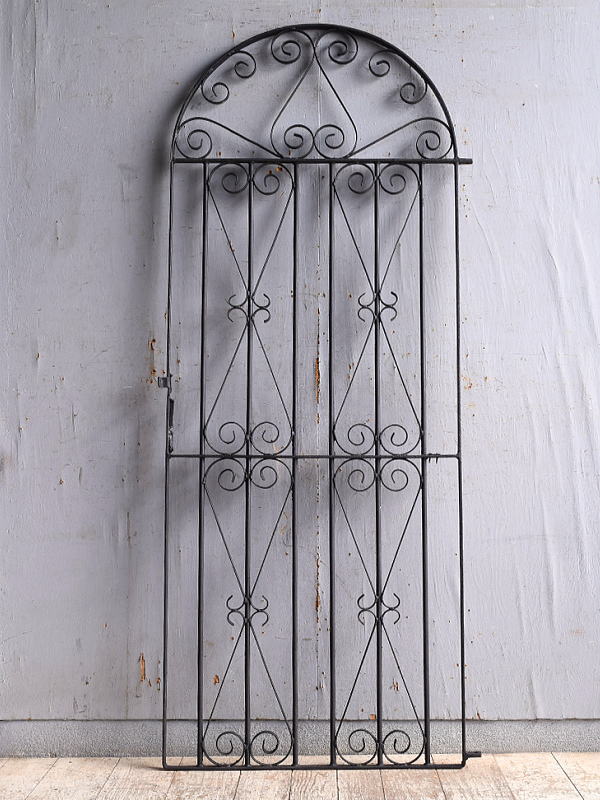 イギリスアンティーク アイアンフェンス ゲート柵 ガーデニング 11208