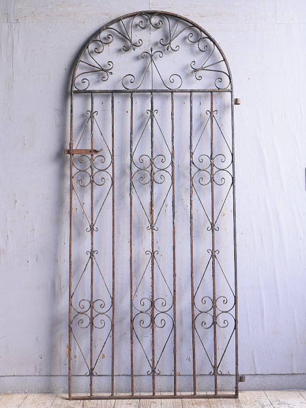 イギリスアンティーク アイアンフェンス ゲート柵 ガーデニング 11346