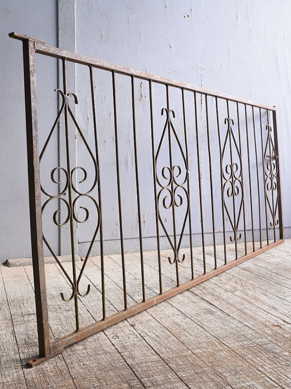 イギリスアンティーク アイアンフェンス ゲート柵 ガーデニング 11349