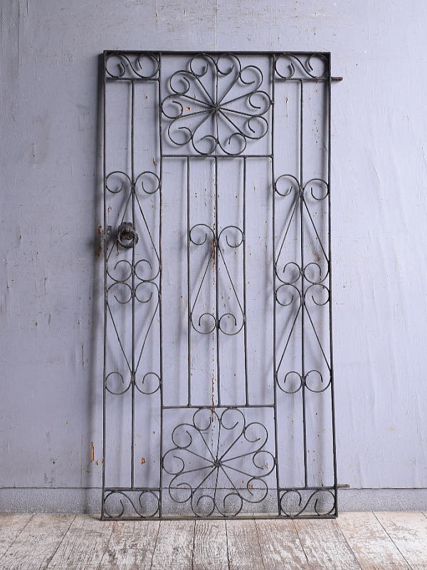 イギリスアンティーク アイアンフェンス ゲート柵 ガーデニング 11538