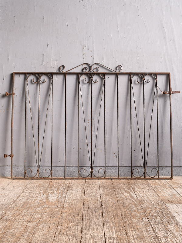 イギリスアンティーク アイアンフェンス ゲート柵 ガーデニング 12009