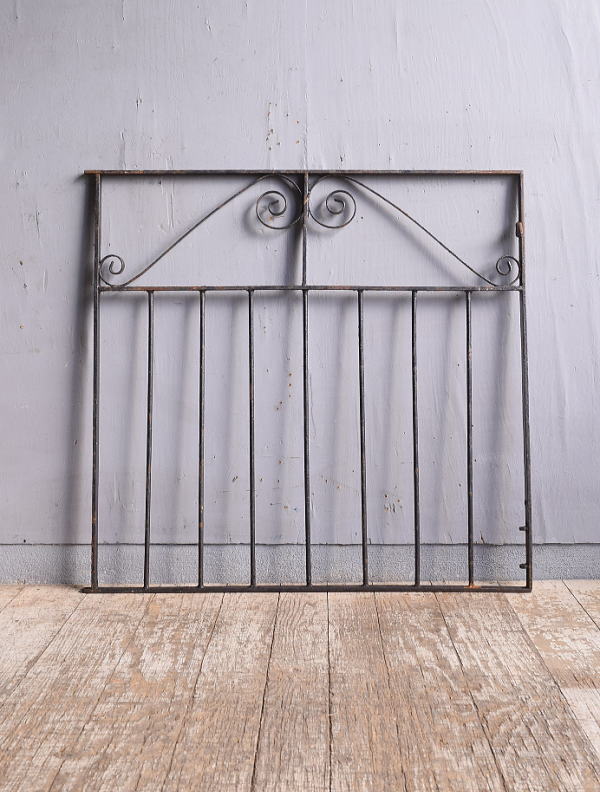 イギリスアンティーク アイアンフェンス ゲート柵 ガーデニング 12034