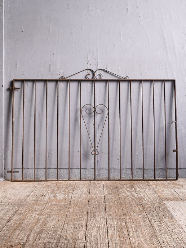 イギリスアンティーク アイアンフェンス ゲート柵 ガーデニング 12036
