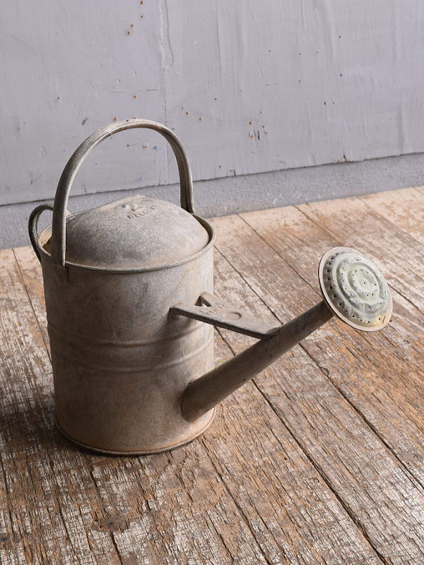 イギリス アンティーク ブリキ製 ジョウロ ガーデニング 1218