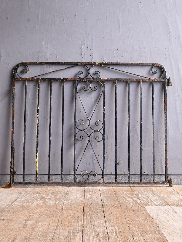 ビンテージアイアンフェンス ビンテージ アイアンフェンス