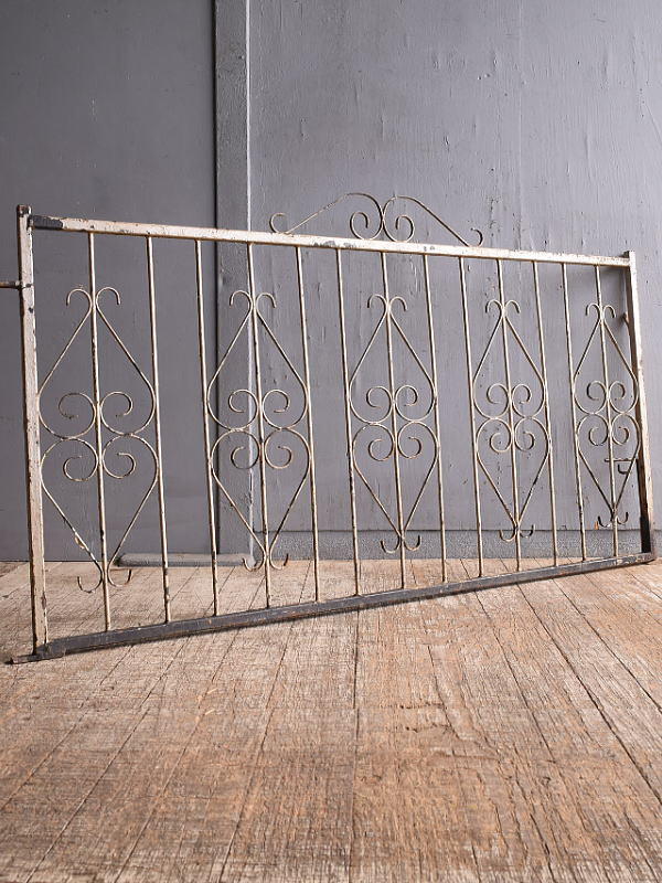 イギリスアンティーク アイアンフェンス ゲート柵 ガーデニング 12636
