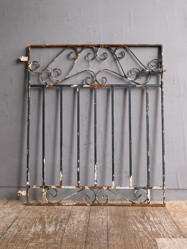 イギリスアンティーク アイアンフェンス ゲート柵 ガーデニング 12755