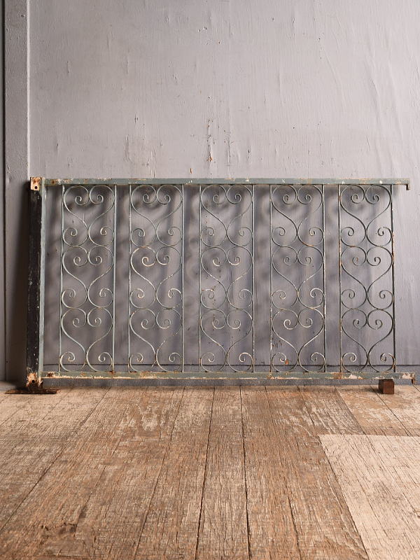 イギリスアンティーク アイアンフェンス ゲート柵 ガーデニング 12774