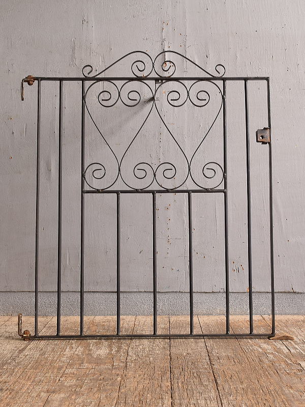 イギリスアンティーク アイアンフェンス ゲート柵 ガーデニング 12796