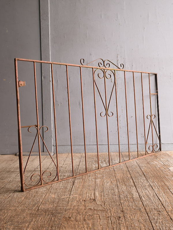 イギリスアンティーク アイアンフェンス ゲート柵 ガーデニング 12873