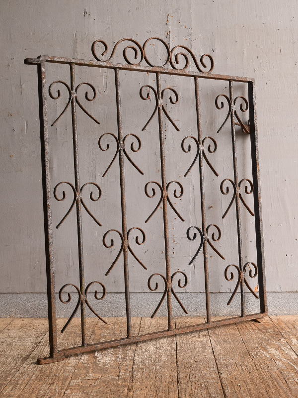 イギリス アンティーク アイアンフェンス ゲート柵 ガーデニング 12877