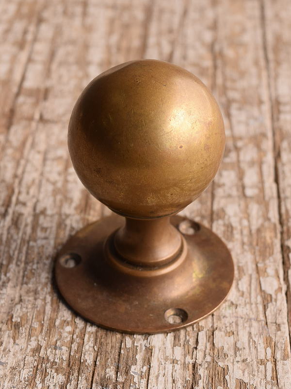 イギリス アンティーク 真鍮製 ドアノブ 建具金物 13073