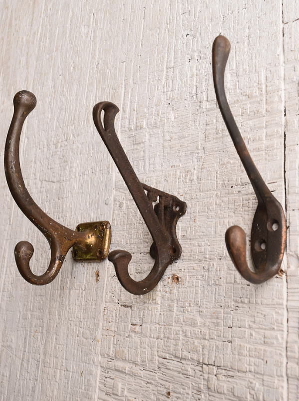 イギリス アンティーク　真鍮製コートフック×3　13305