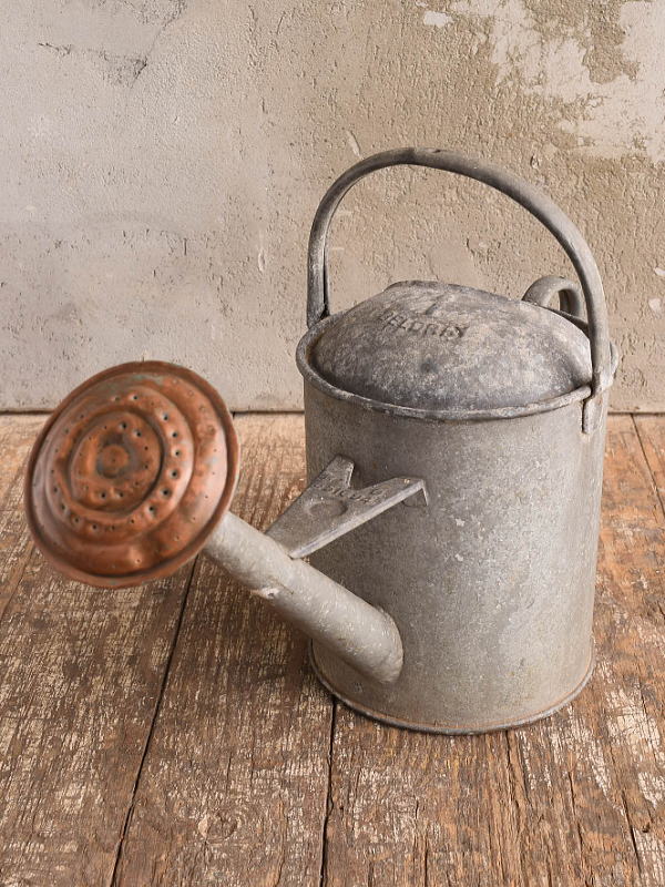 イギリス アンティーク ブリキ製 ジョウロ ガーデニング 13323