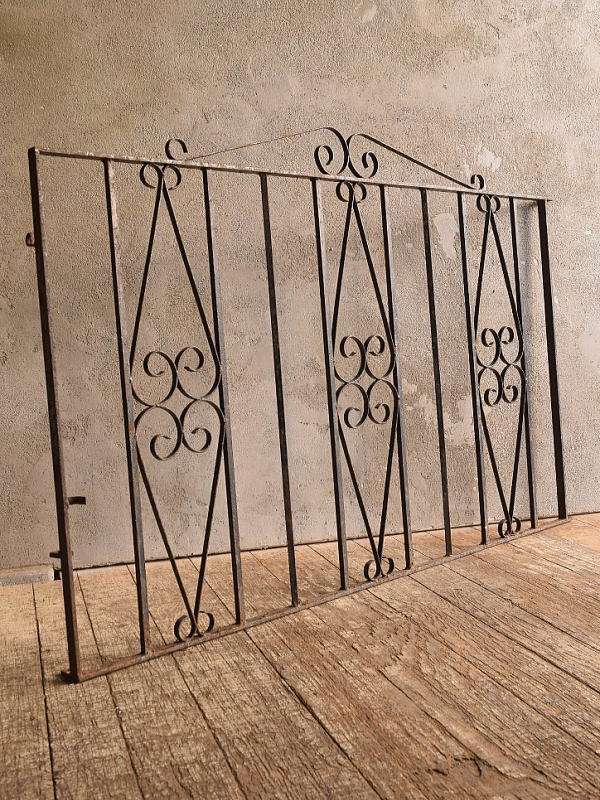 イギリスアンティーク アイアンフェンス ゲート柵 ガーデニング 13432