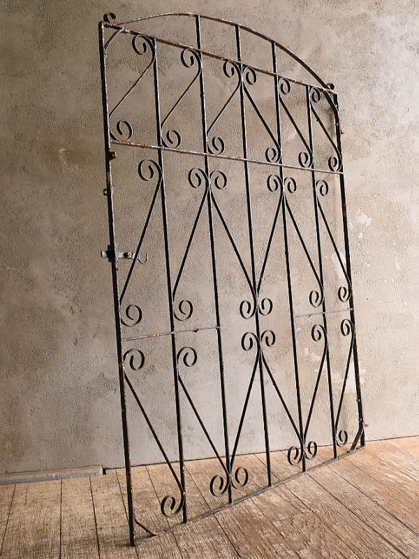 イギリスアンティーク アイアンフェンス ゲート柵 ガーデニング 13433