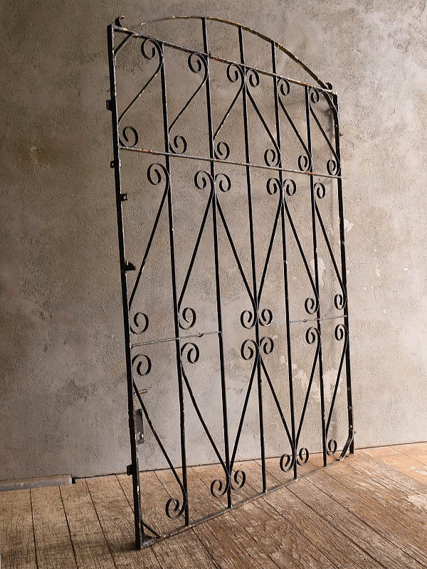 イギリスアンティーク アイアンフェンス ゲート柵 ガーデニング 13434