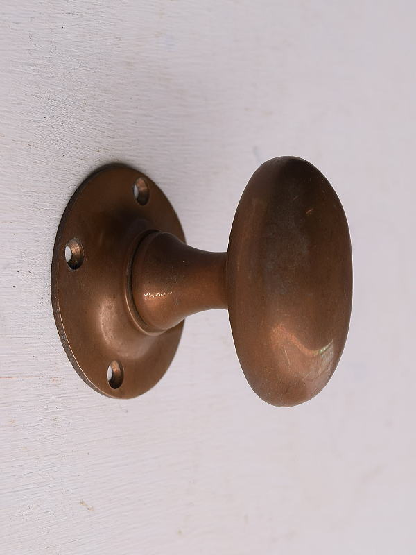 イギリス アンティーク 真鍮製 ドアノブ 建具金物 13516