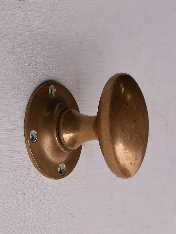 イギリス アンティーク 真鍮製 ドアノブ 建具金物 13517