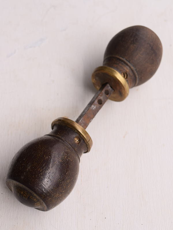 イギリス アンティーク 木製 ドアノブ 建具金物 握り玉 13525