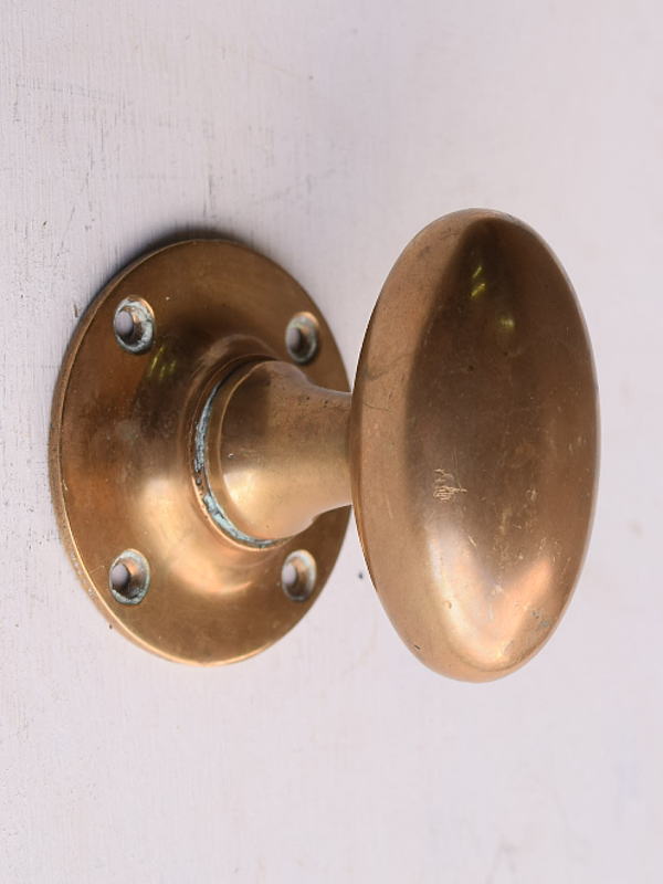 イギリス アンティーク 真鍮製 ドアノブ 建具金物 13530