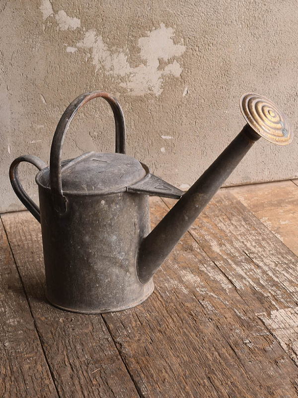 イギリス アンティーク ブリキ製 ジョウロ ガーデニング 13562