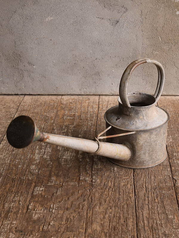 イギリス アンティーク ブリキ製 ジョウロ ガーデニング 13576