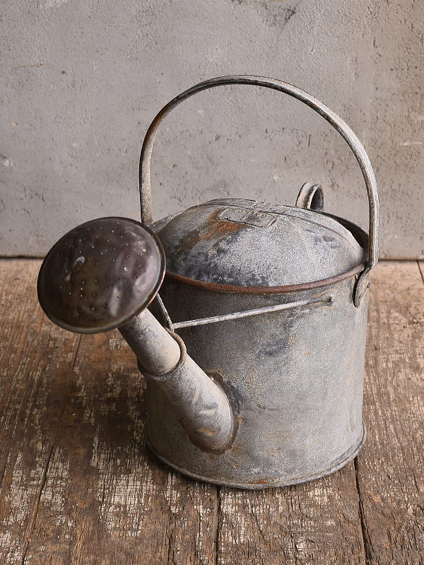 イギリス アンティーク ブリキ製 ジョウロ ガーデニング 13579