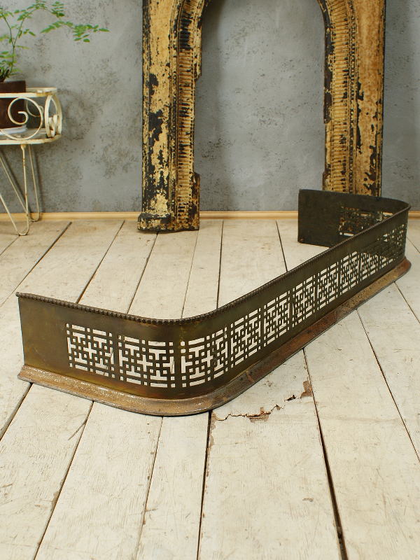 イギリス アンティーク ファイヤーガード フェンダー 暖炉器具 5809 