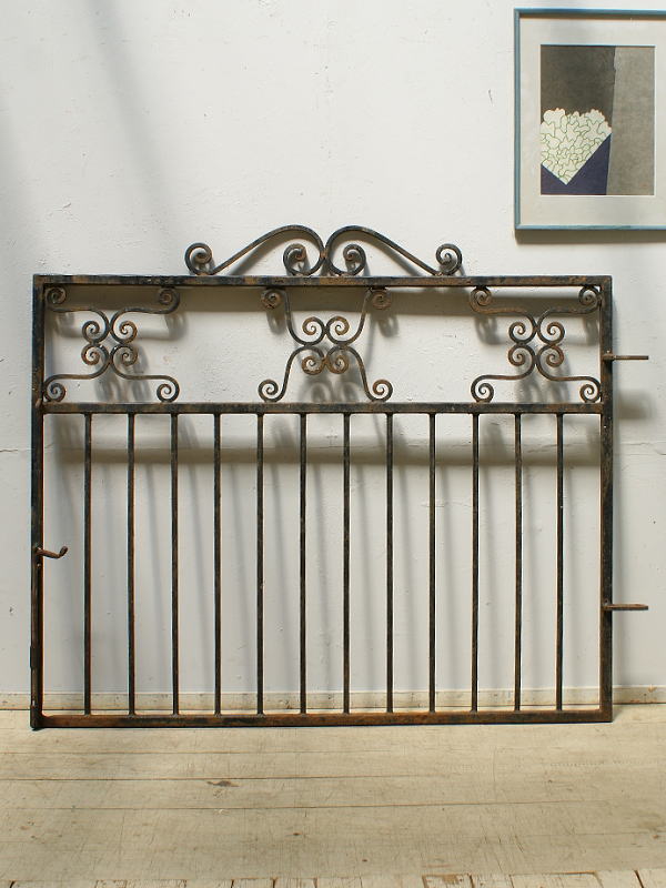 イギリスアンティーク アイアンフェンス ゲート柵 ガーデニング 6440