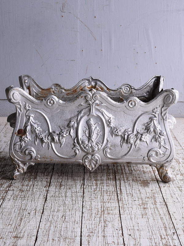 フレンチ　アンティーク　鉄製　プランター　植木鉢　9149