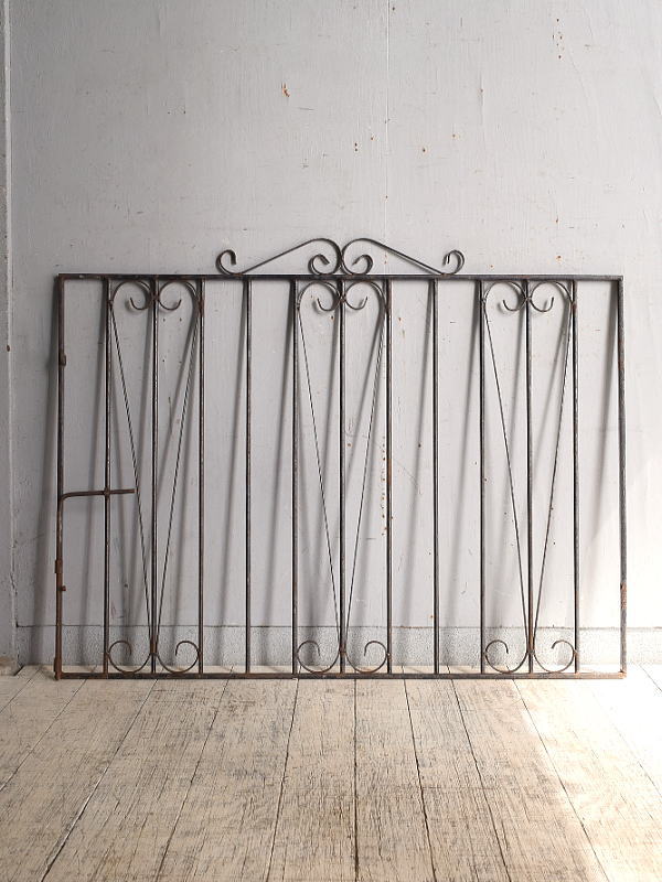 イギリス アンティーク アイアンフェンス ゲート柵 ガーデニング 9660