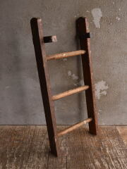 ✴︎最後の1台✴︎ ハンドメイド　ディスプレイステップラダー ✴︎最後の1台✴︎ ハンドメイド ディスプレイステップラダー ✴︎最後