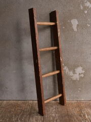 ステップラダー