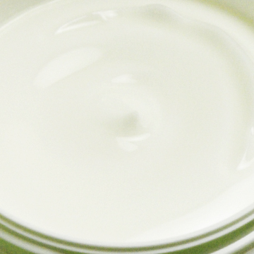 ナンビの犬猫用セラミド配合肉球クリームはスクワランオイル