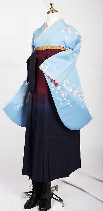 WK-F585WB桜ちらし 水色　着用例２