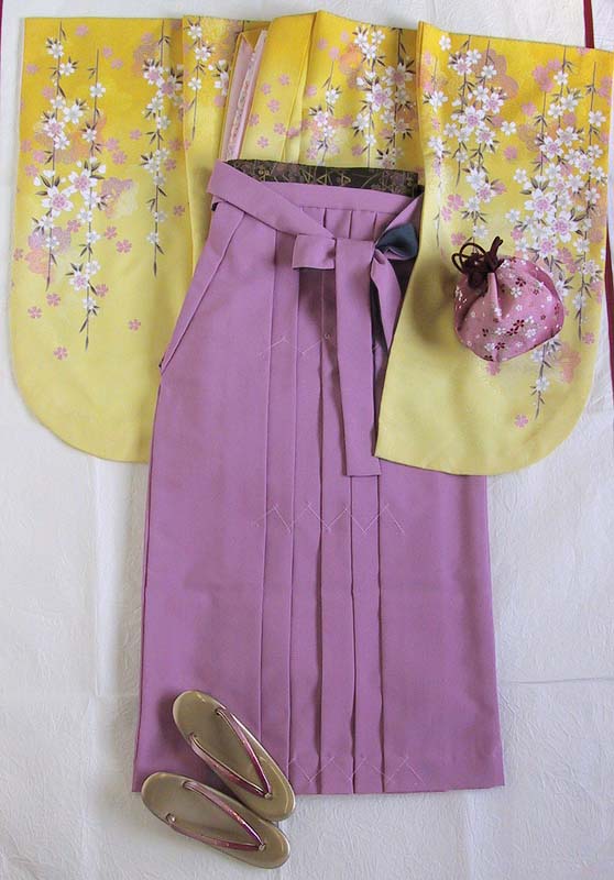 WK-F627YE枝垂れ桜 レモンイエロー627　着用例２